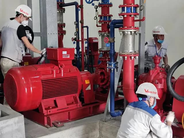 Sạc bình chữa cháy: Khi nào cần, ở đâu, chi phí bao nhiêu (2026)